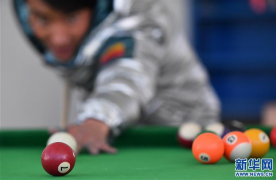 (新春走基層)(2)我們將在低海拔新居過年——極高海拔地區(qū)群眾生態(tài)搬遷安置點(diǎn)見聞