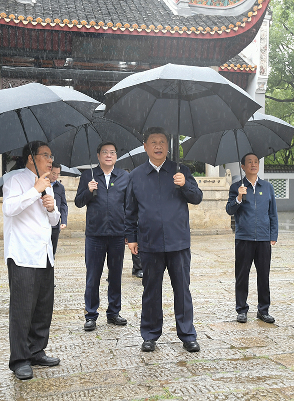 2020年9月17日，習(xí)近平在湖南大學(xué)岳麓書院考察調(diào)研，了解人才培養(yǎng)、文化傳承等情況。